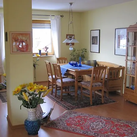 Gertraud Mueller شقة *