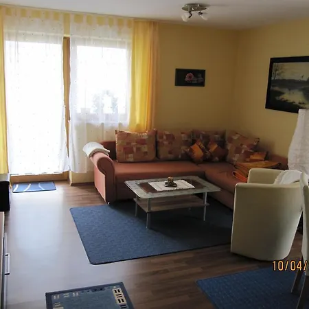 Gertraud Mueller شقة